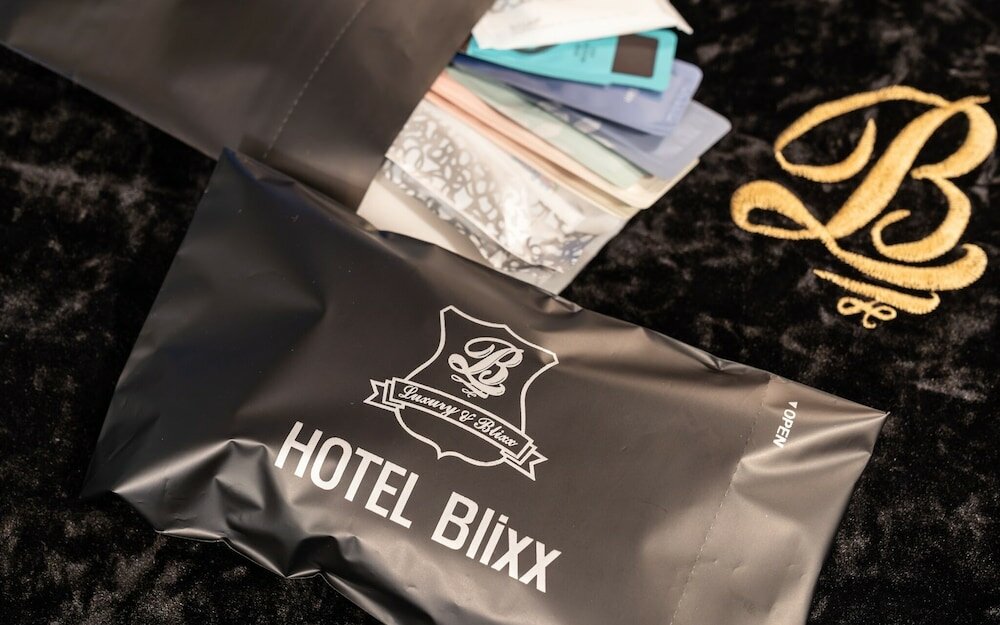 Фото 33555716610