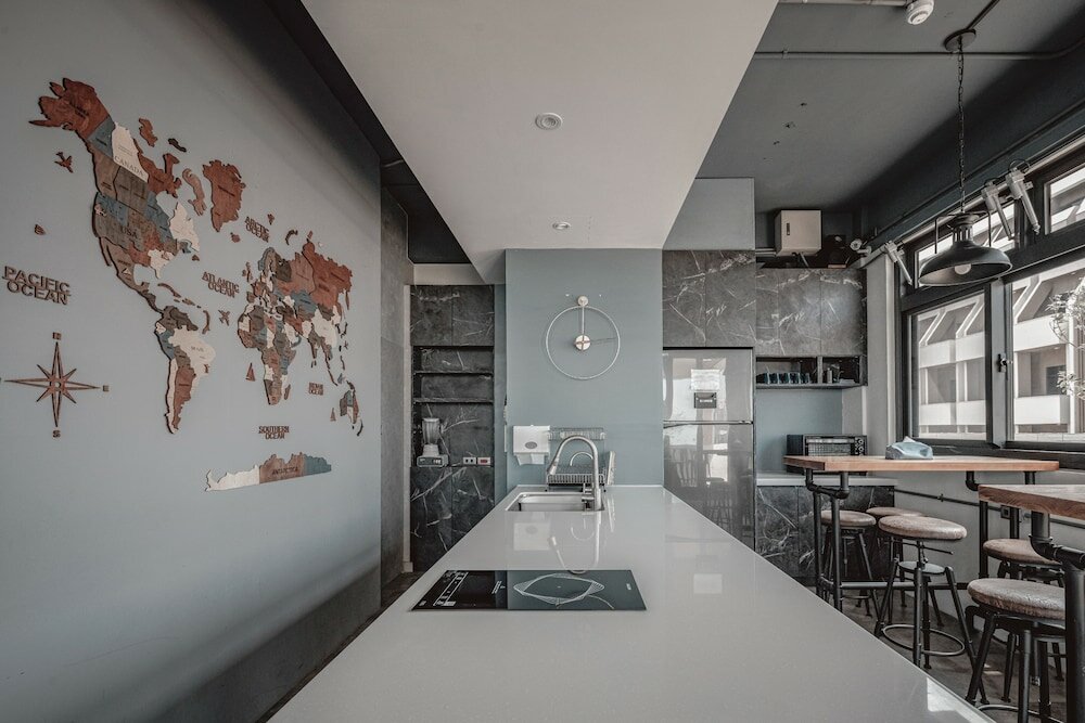 Фото Oinn Hotel & Hostel Chiayi