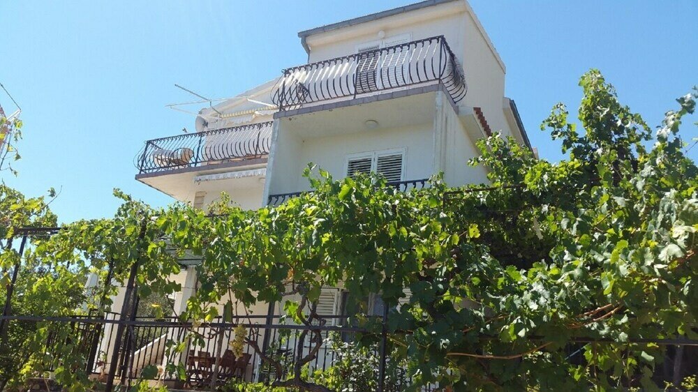 Фото Nina - Free Private Parking - A1