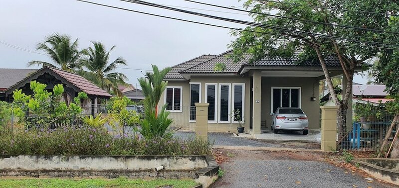 Гостиница Oyo Home 90496 Delima Homestay в Алор-Сетаре