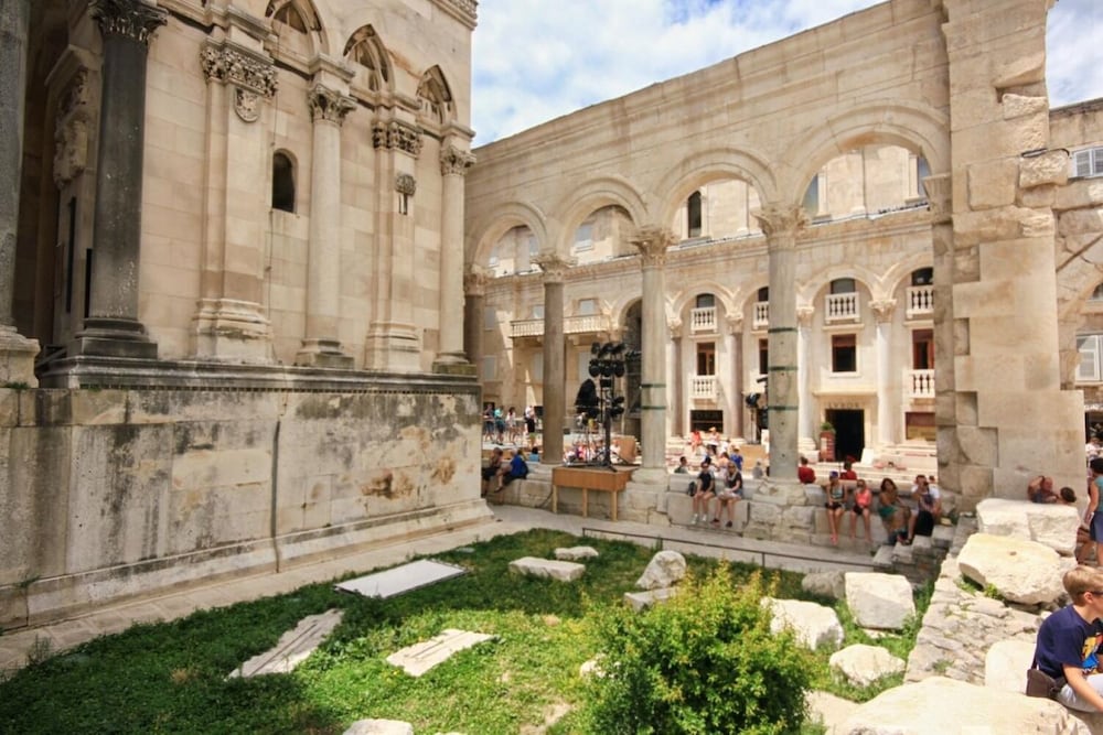 Фото Brane - Great Location & Garden Terrace - A1