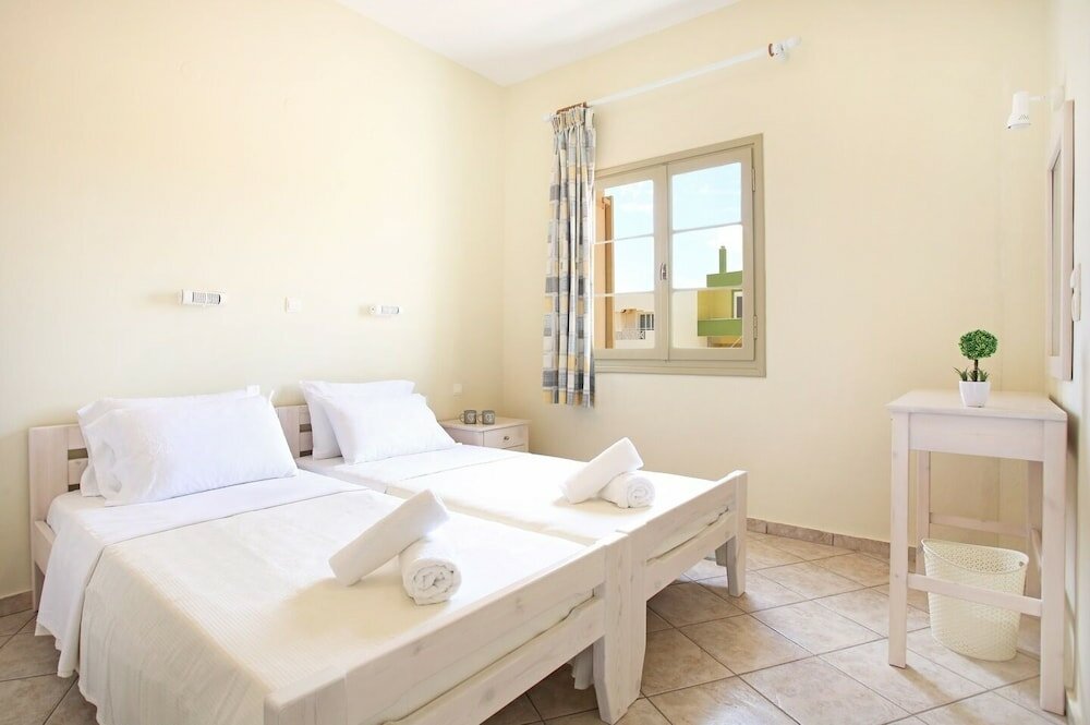 Фото Beachfront Apartments in Gouves