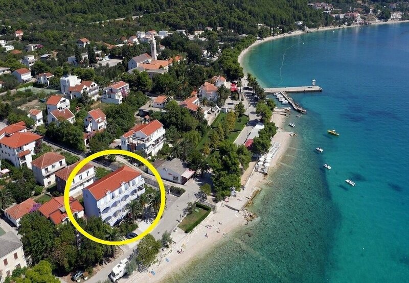 Гостиница Mira - 10 m From Beach - Sa4