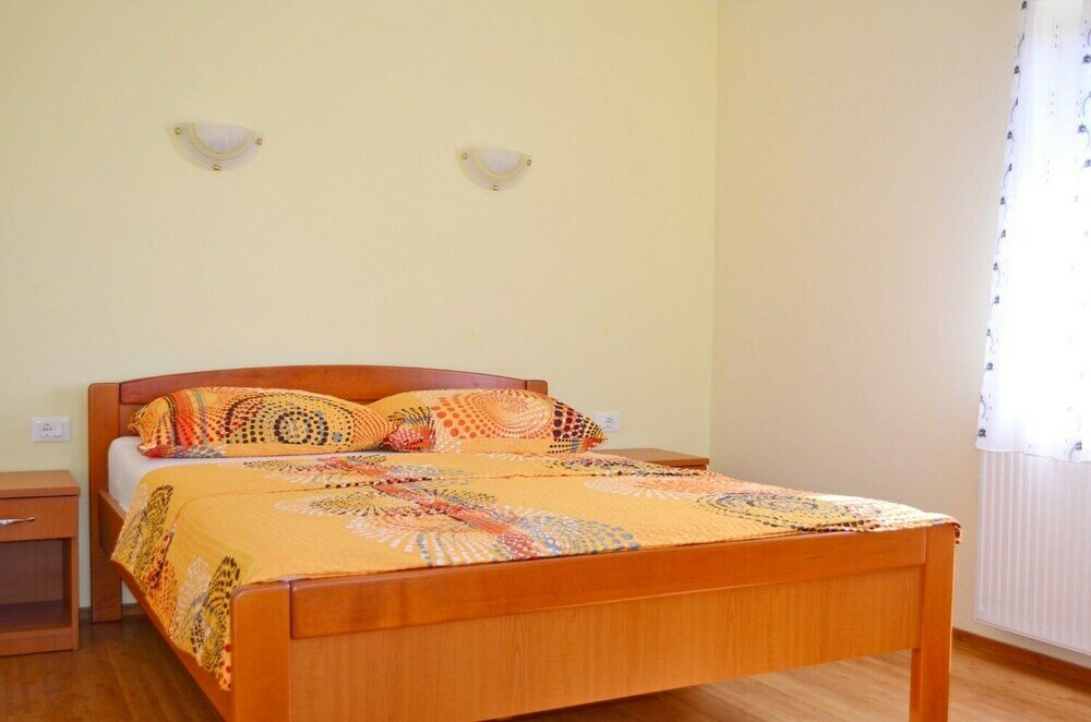 Фото Mary - With Pool - H