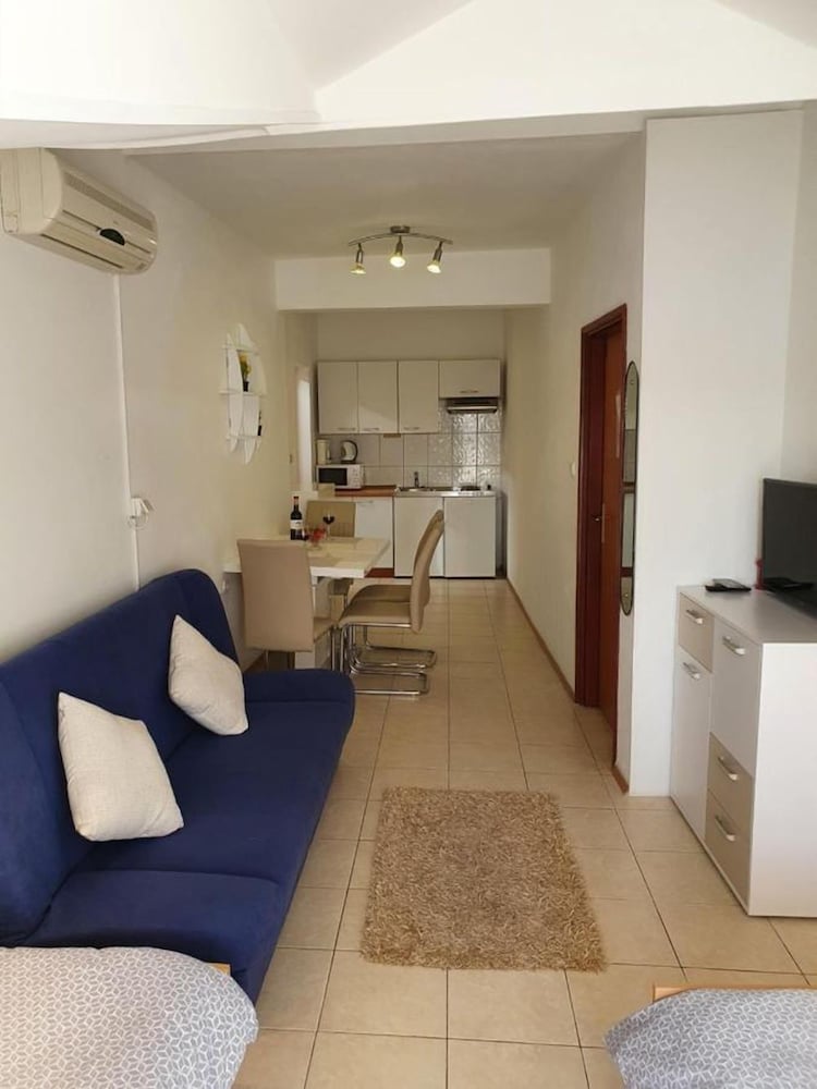 Фото Mar - 10 m From sea - A1