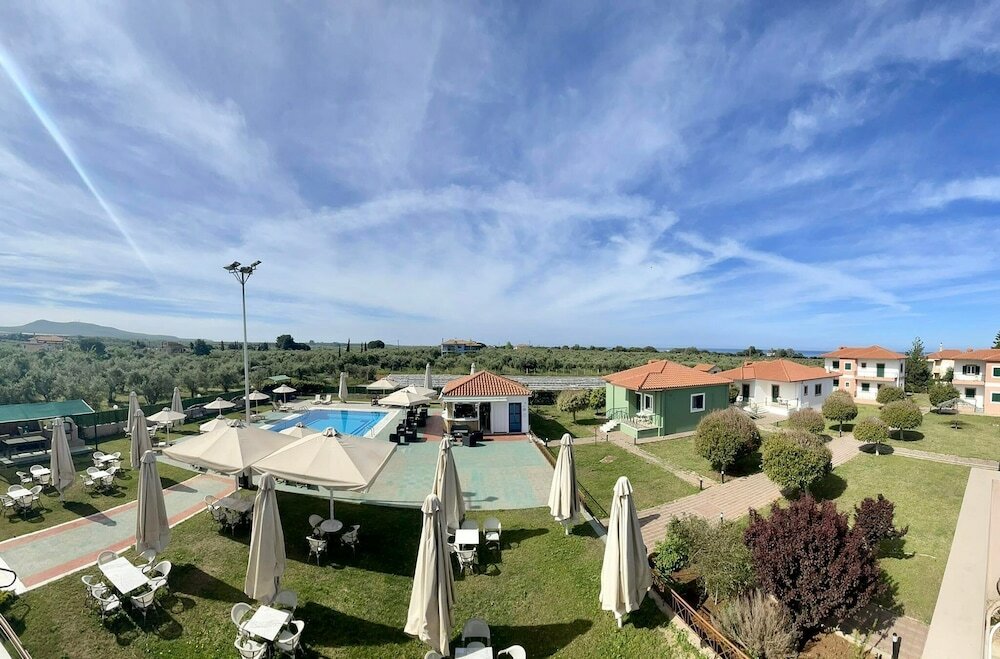 Фото Stomio Villague