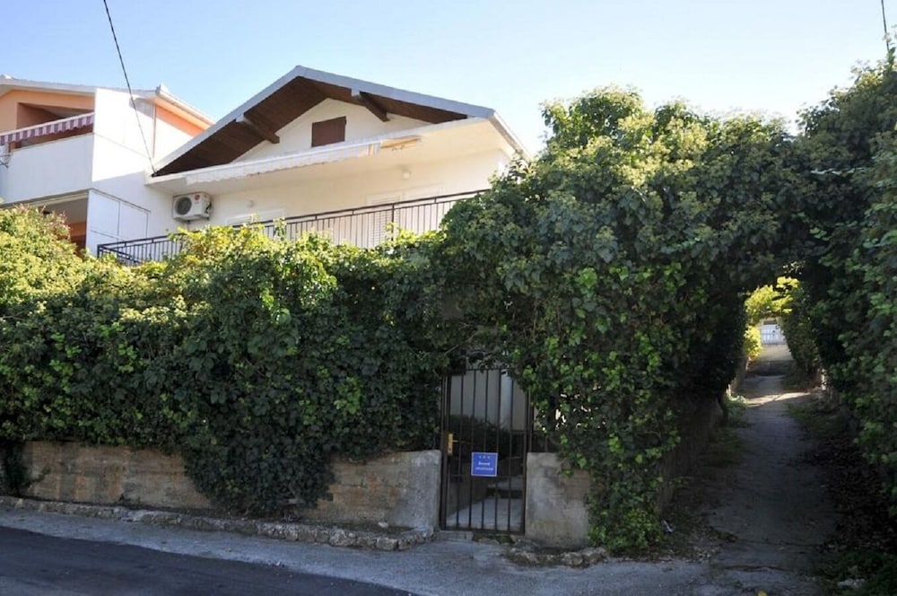 Фото Kata - 100m From sea - A1