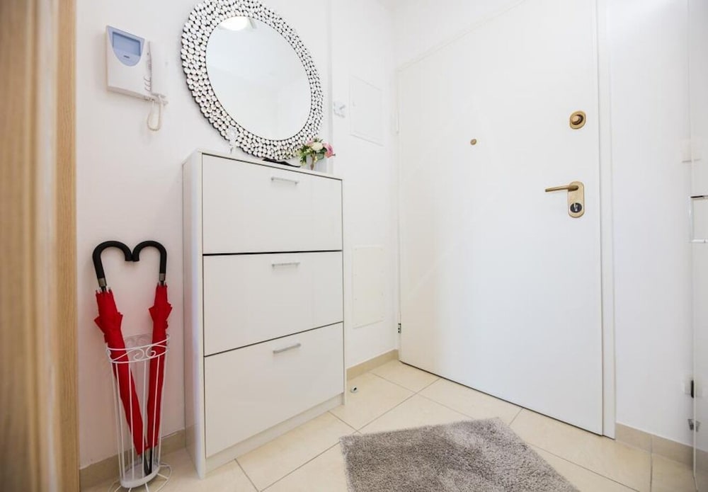 Фото Bosiljka-comfortable and Modern - A1