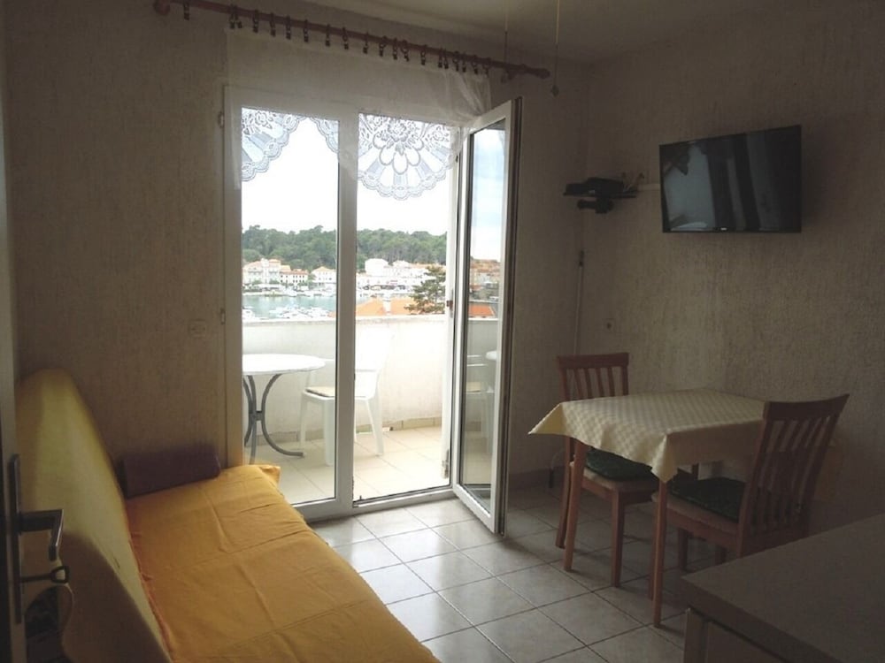 Фото Josi - Free Parking - A3