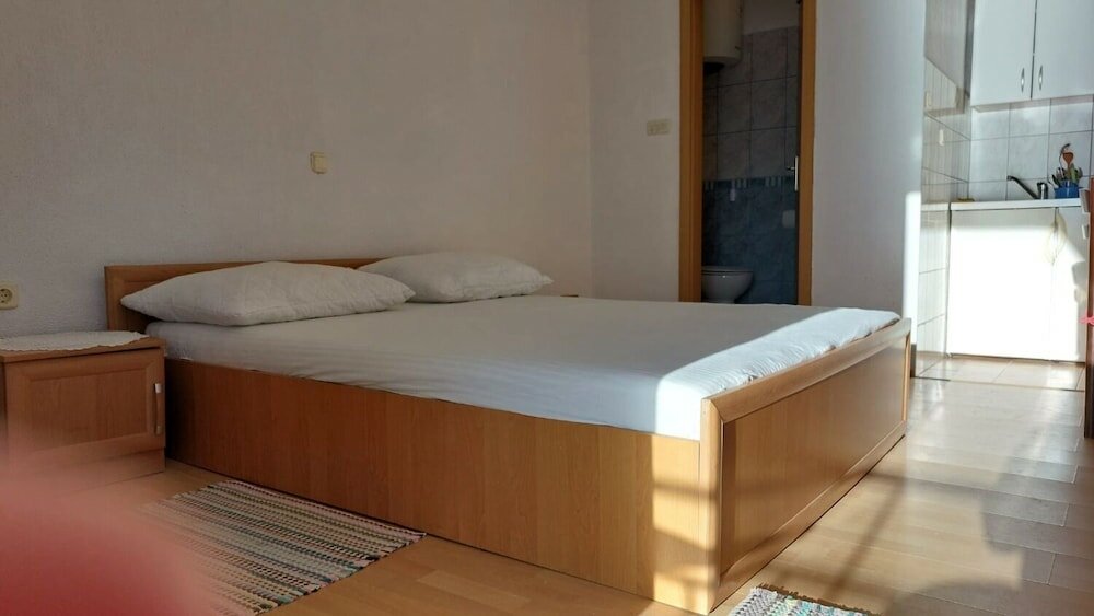 Фото Jase - 30 m From Beach - Sa4-bijela Kuhinja