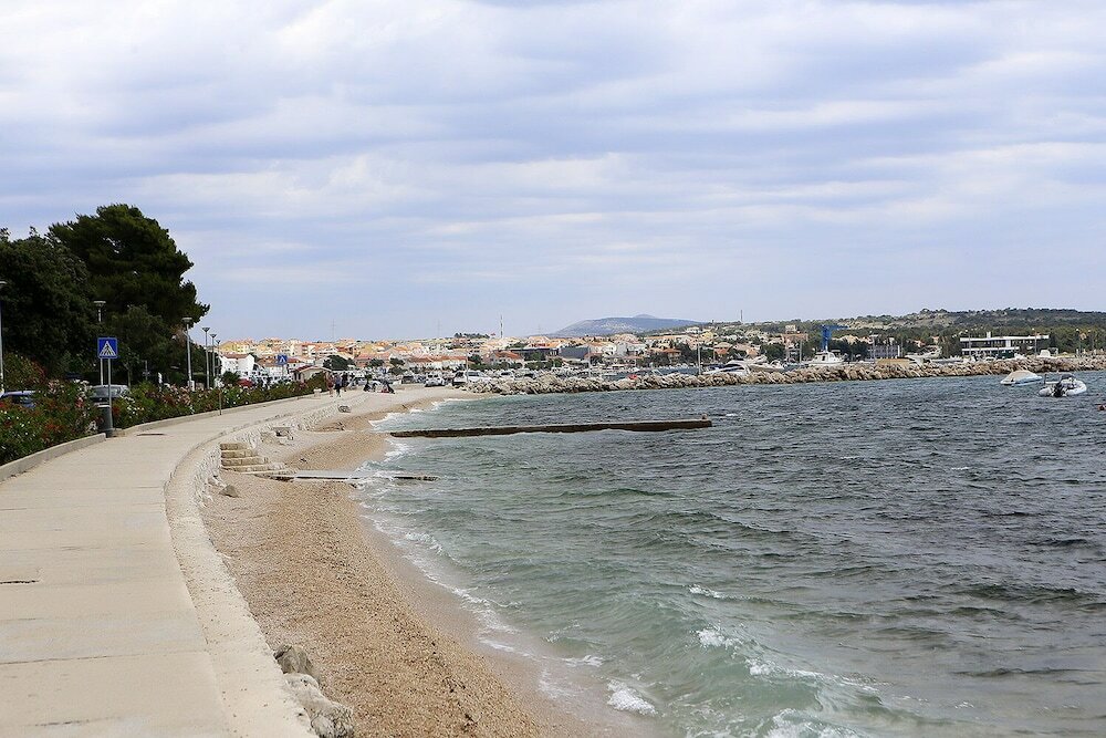 Фото Dino - Apartments With hot tub - A2