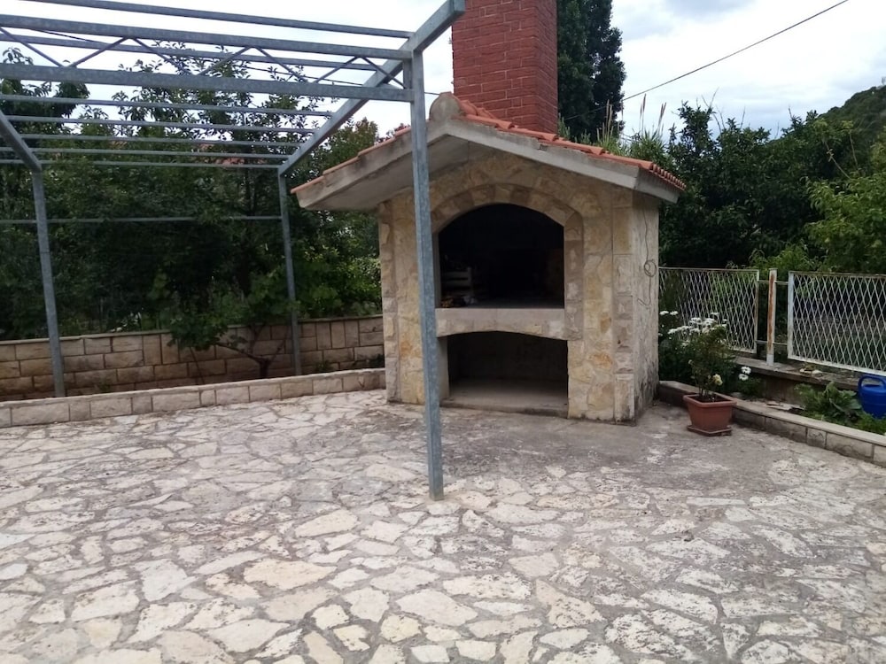 Фото Mir - Close to Beach - Sa3