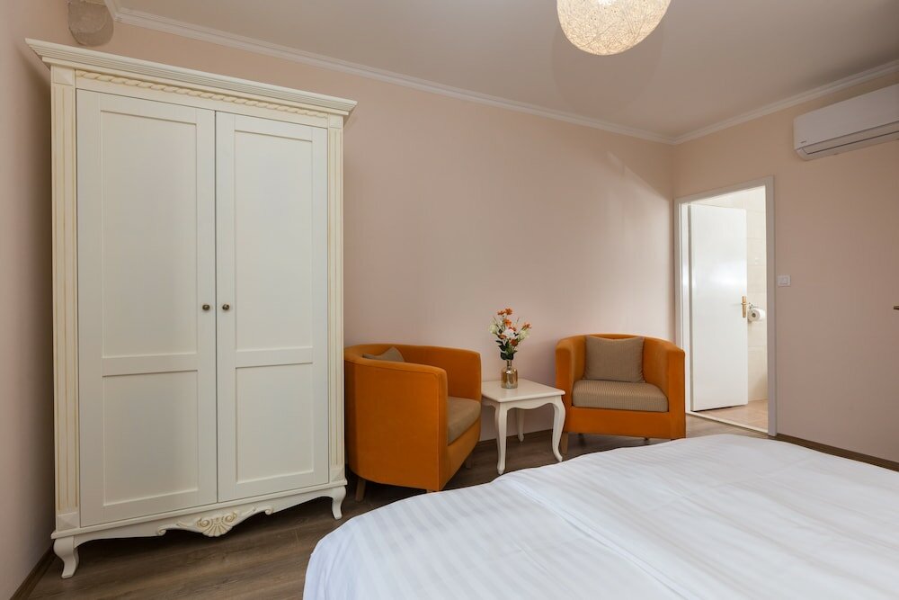 Фото Apartment & Rooms Savonari