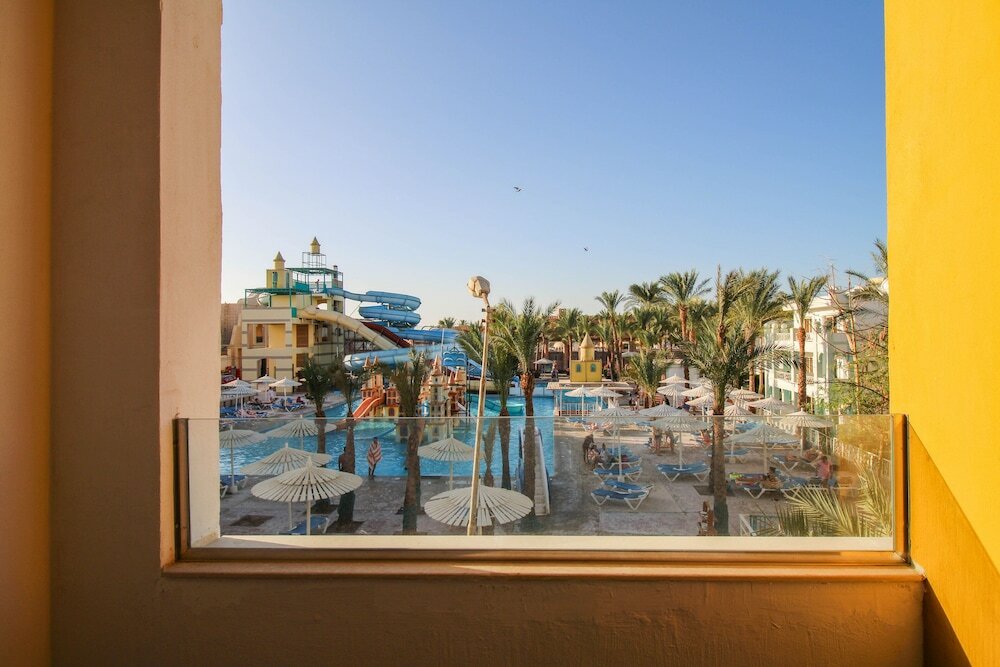 Фото AquaView apartment Resort and Aqua Park