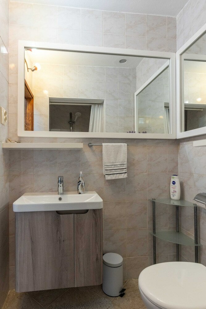 Фото Apartments Nina & Kate