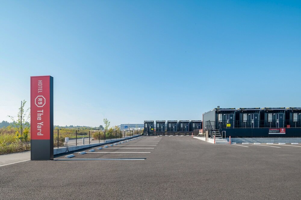 Фото Hotel R9 The Yard Ami