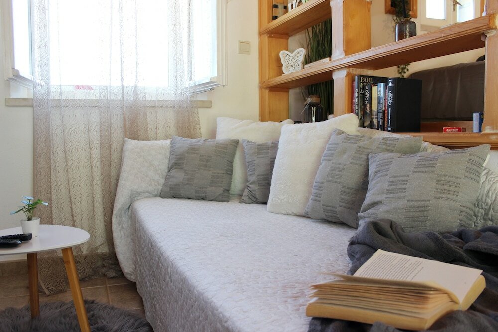 Фото Robinson House Dubrova