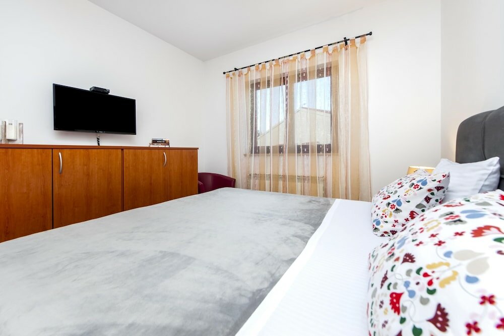 Фото Apartments Mirela