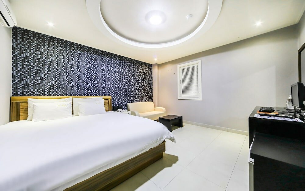 Фото Changwon Sangnam-dong Q