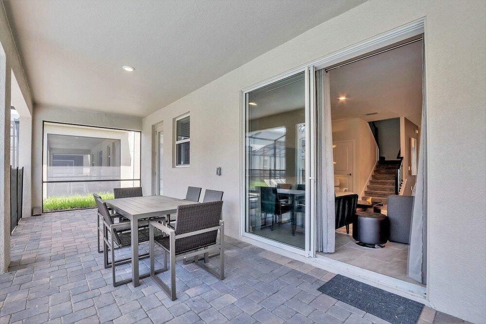 Фото 4530 Narrative Ln