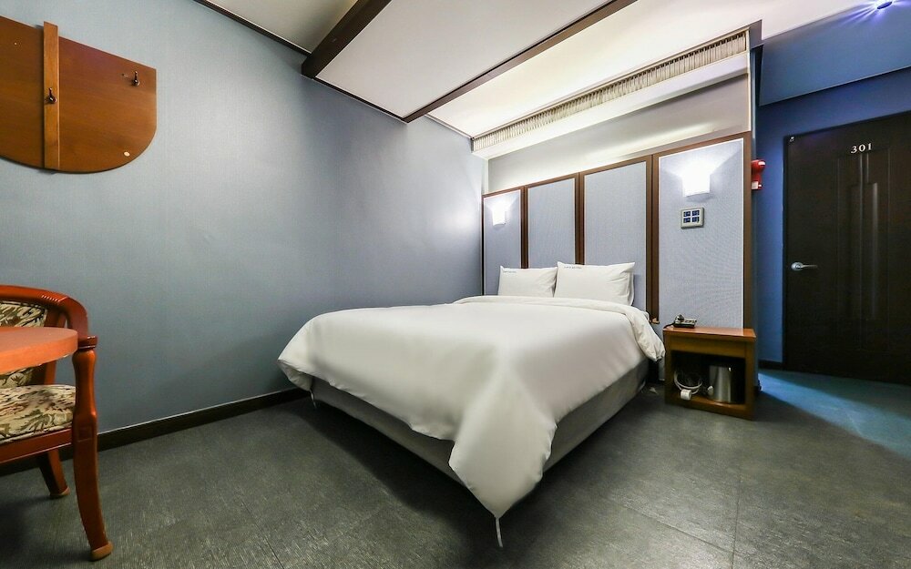 Фото Daejeon Yongjeon Sky