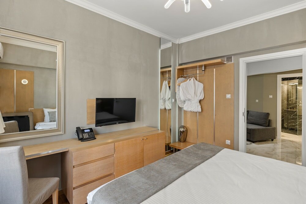 Фото Athens Warehouse Boutique Hotel & Suites
