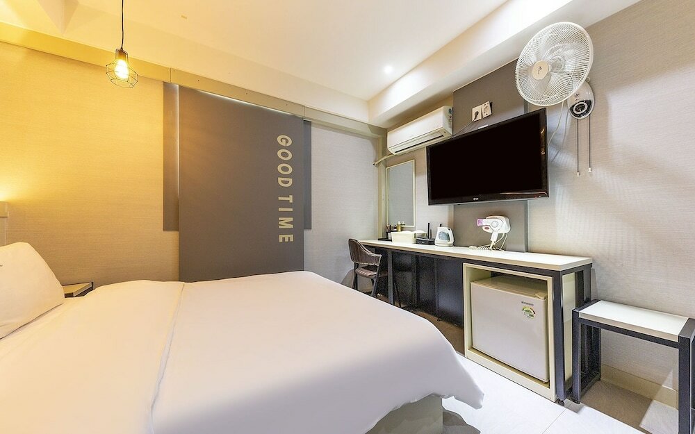 Фото Daejeon Yongjeon Good Time