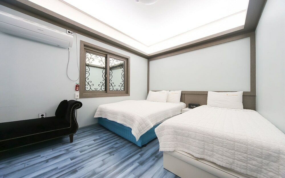 Фото Pohang Daejamdong Business A