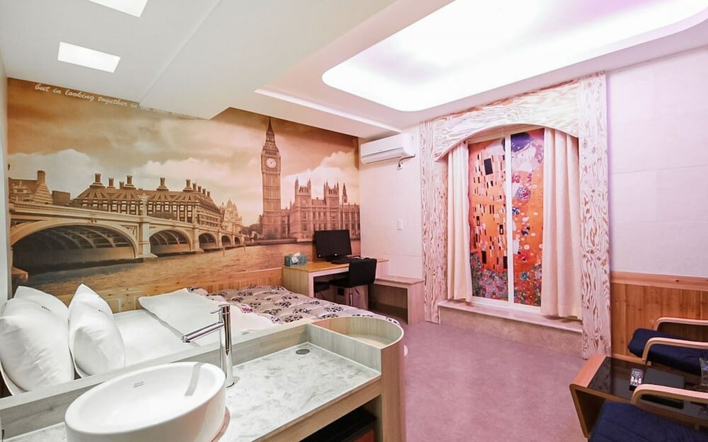 Фото Changwon Sangnam-dong Tong