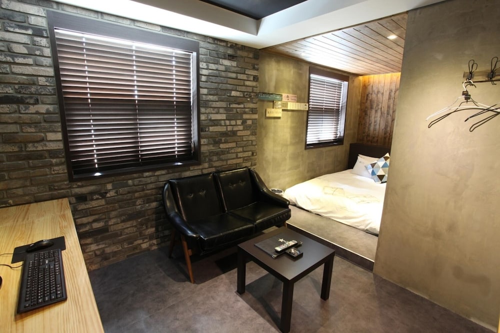 Фото Suwon Station The Byeol