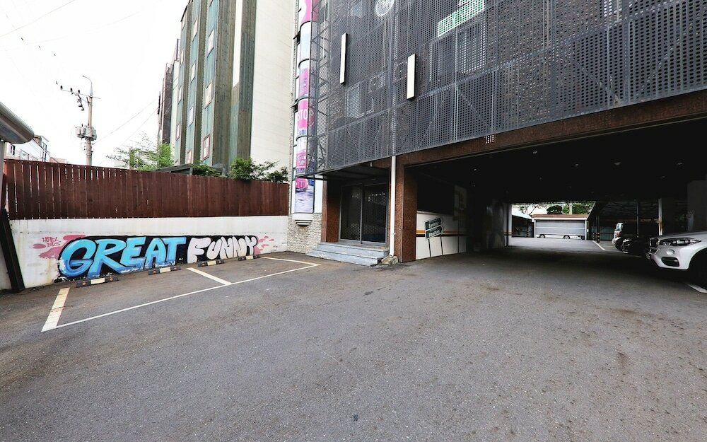 Фото Daejeon Daesa Hotel Bus