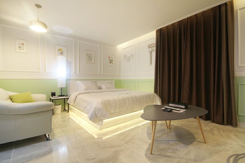 Фото Yeosu Max Self Check-in Motel