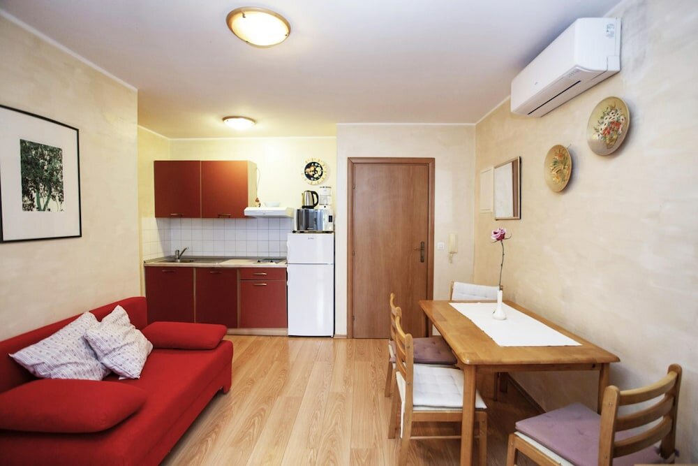 Фото Apartments Ulika