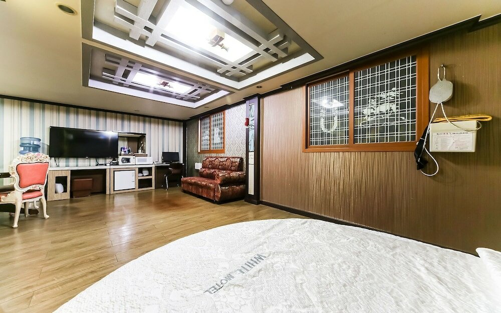 Фото Changwon Masan White