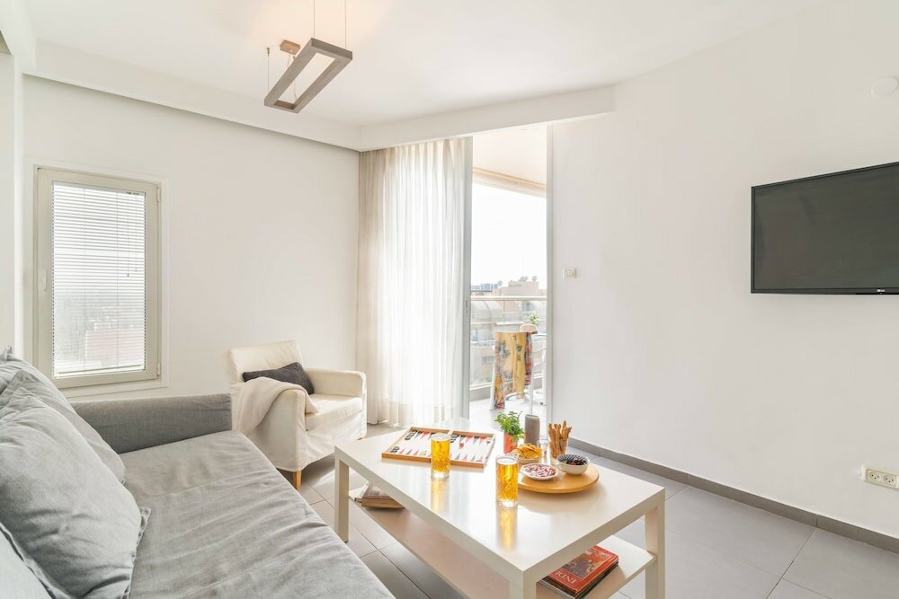 Фото Top Tier Apartment with Swimming Pool