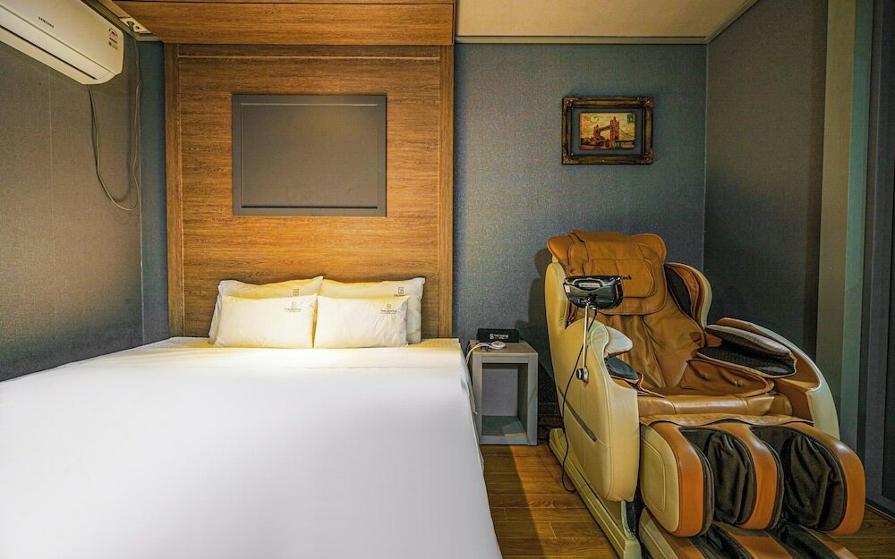 Фото Gimhae Eobangdong The Gentle Hotel