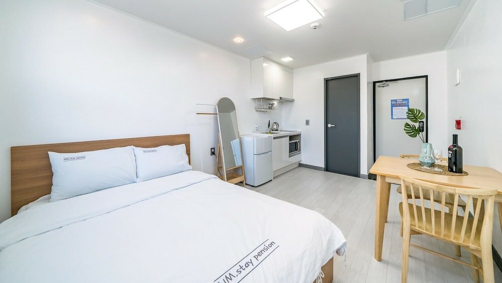 Фото Yeosu Nangmanstay Pension