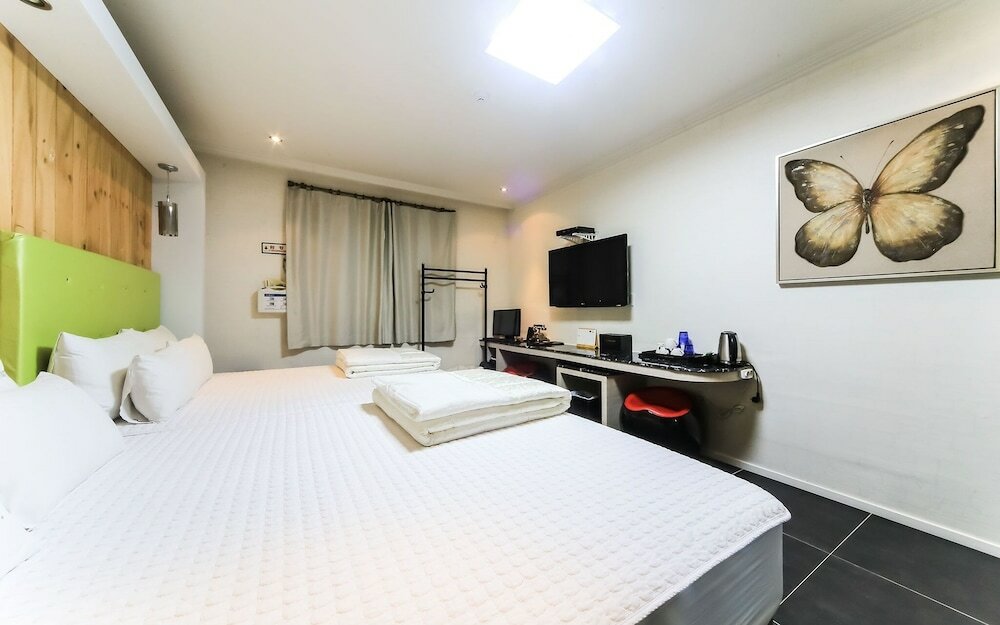 Фото The Lux Tourism Hotel Geoje