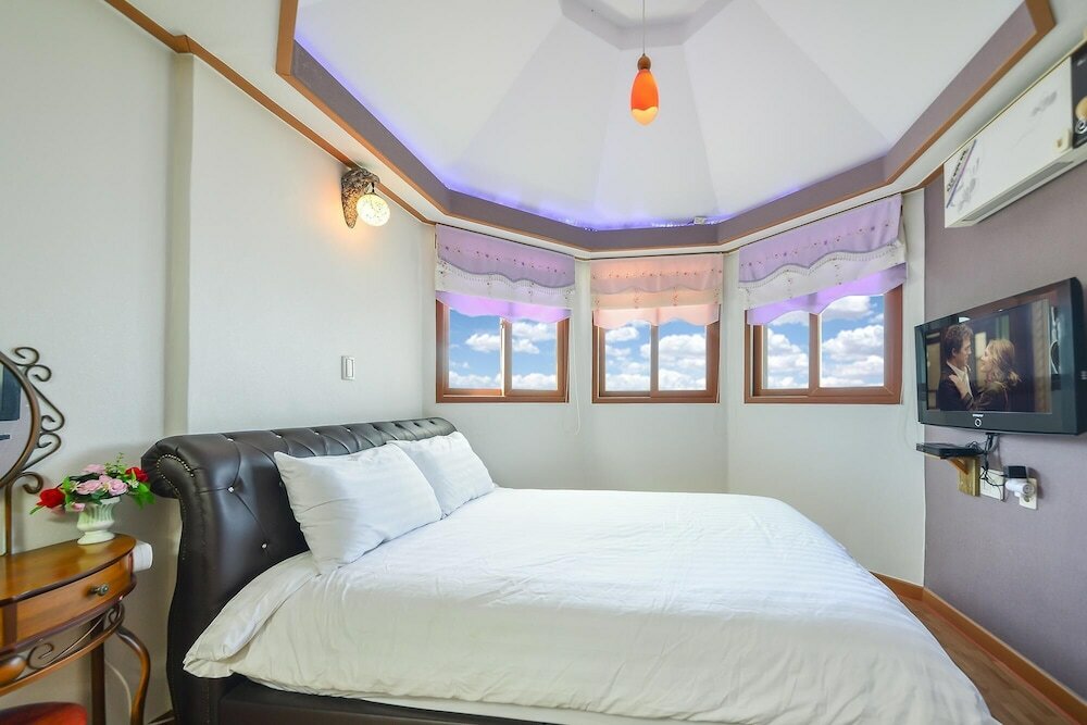 Фото Ganghwa Punggyung Gryujineon zip Pension