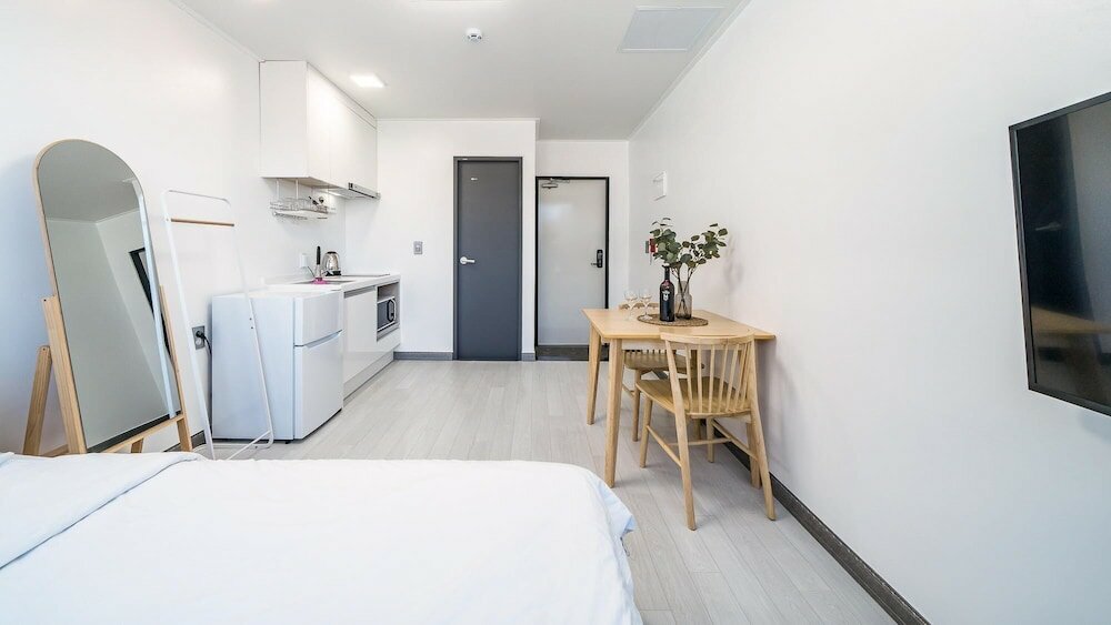 Фото Yeosu Nangmanstay Pension