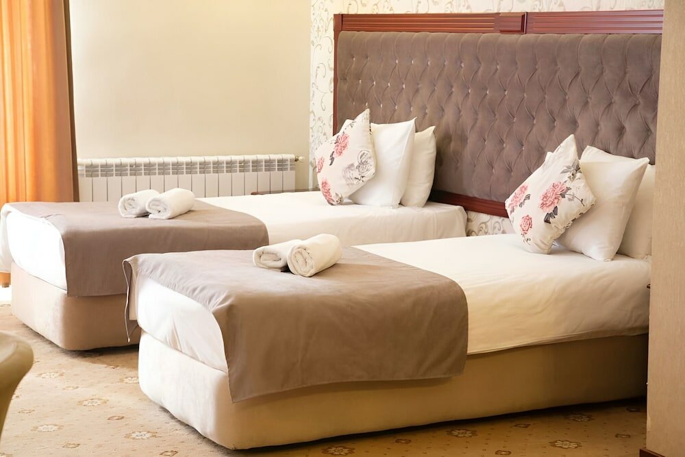 Фото Capitol Hotel