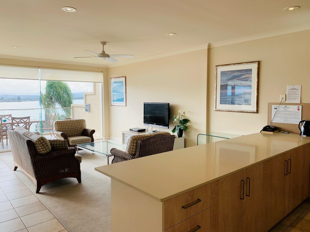 Фото The Bluff Resort Apartments