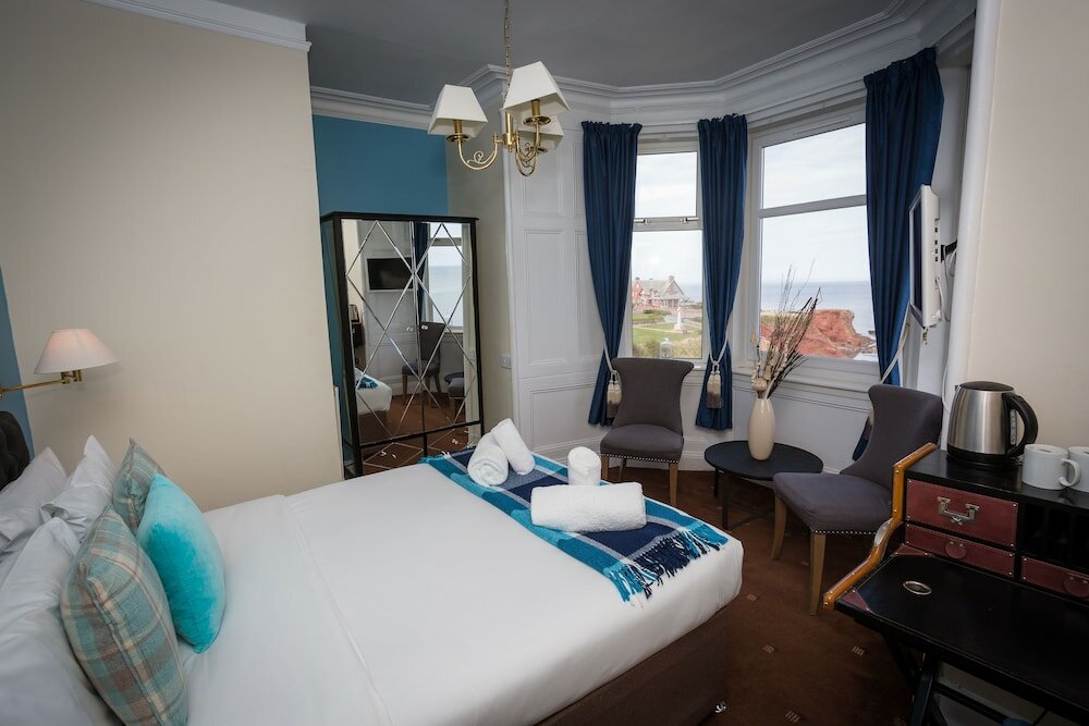 Фото Bayswell Park Hotel