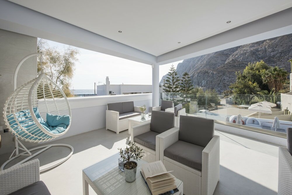 Фото Blue Waves Hotel