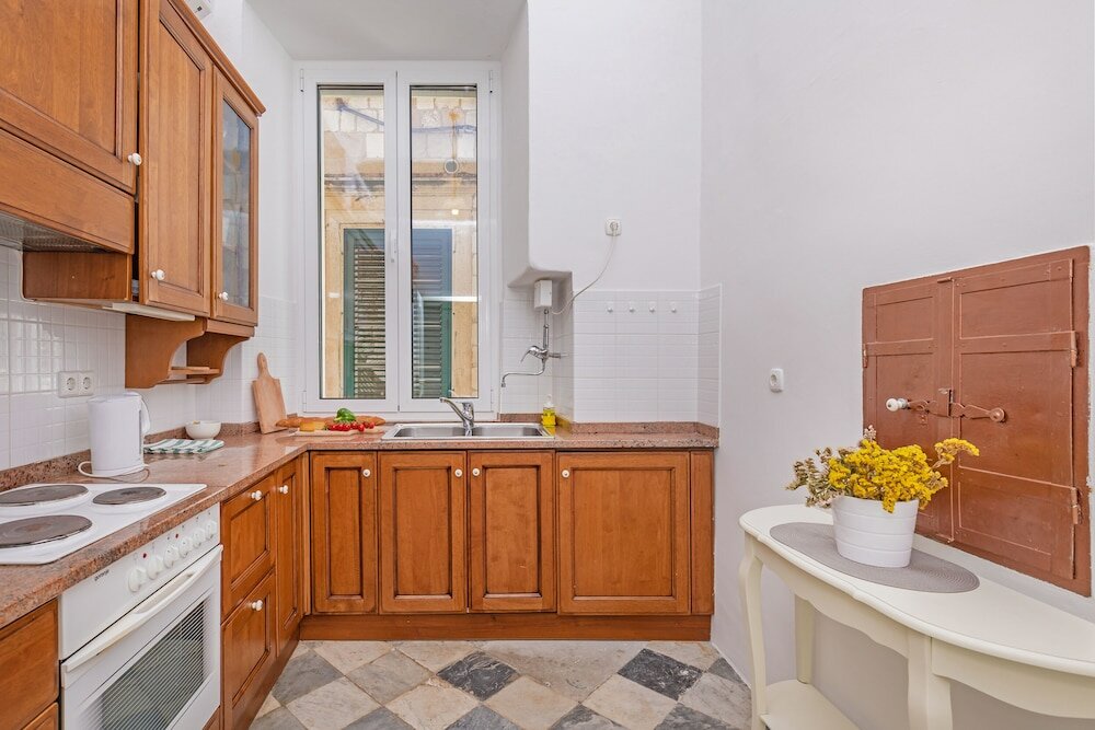 Фото City Buzz Apartment by Irundo