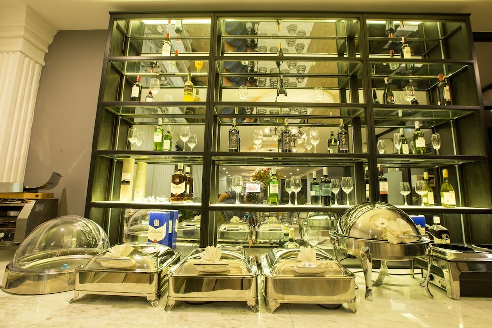 Фото Midtown Hotel Hue