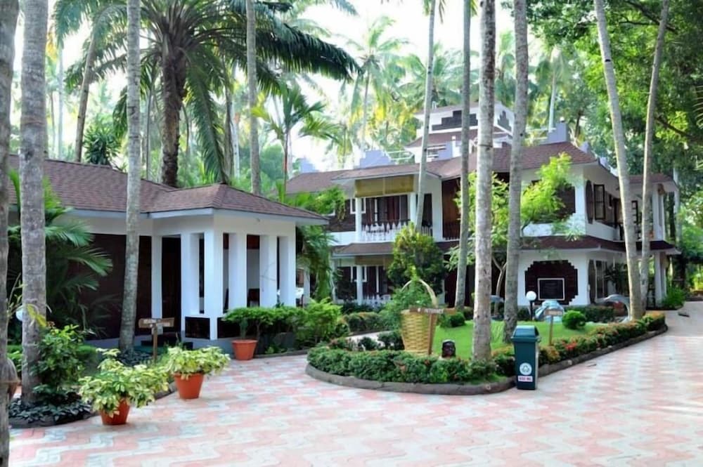 Фото Akhil Beach Resort