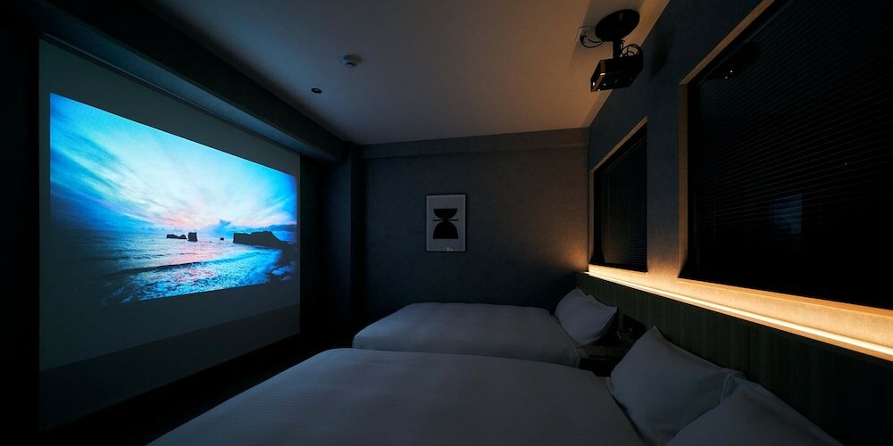 Фото Lacer Okinawa Naha Tomariport