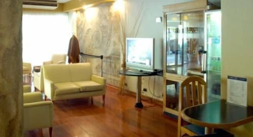 Фото Hotel Provincial