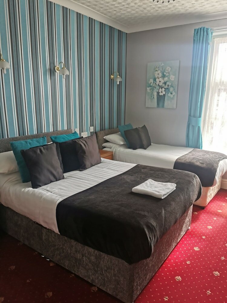 Фото The Trafalgar